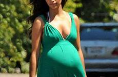 camila alves pregnant green women dress looks camilla mcconaughey girlfriend fashion baby wear great bump stylish matthew enormous very pregnancy