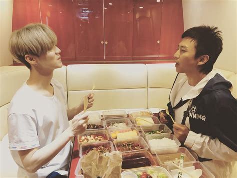 Members making korean traditional foods (eng sub). #LuHan #Deng Chao #repas (With images) | Luhan, Running ...