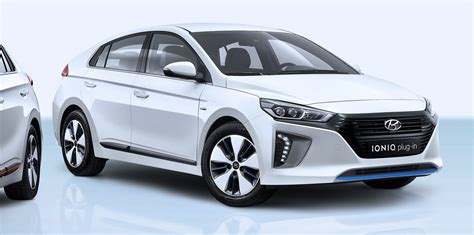 2017 Hyundai Ioniq Plug In Hybrid And Electric Unveiled Photos 1 Of 4