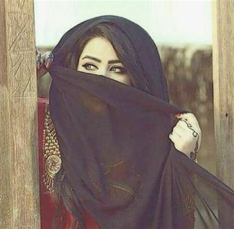 pin by 🤟🏻 gaazuu💞 on fabulous dpzz girl photography girl photography poses hijabi girl