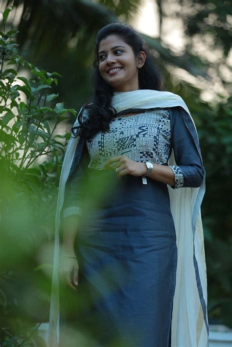 Malayalam Actress Sshivada Latest Cute And Best Hd Phone Wallpaper Pxfuel