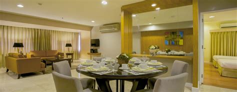 Hampton inn linden is located right on the intersection of 1 and 9 within walking distance of linden airport. The Linden Suites | Metro Manila