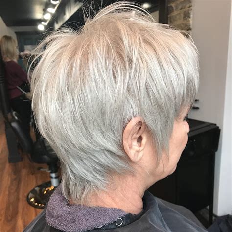 Low Maintenance Short Haircuts Gray Hair These Short Gray Hairstyles Make Going Gray So Easy