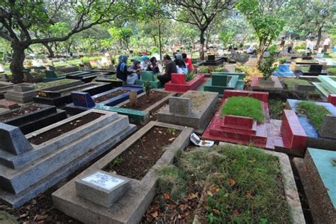 Miguel oliveira juara motogp catalunya barcelona: Perumahan Wajib Sediakan Lahan Pemakaman | Republika Online