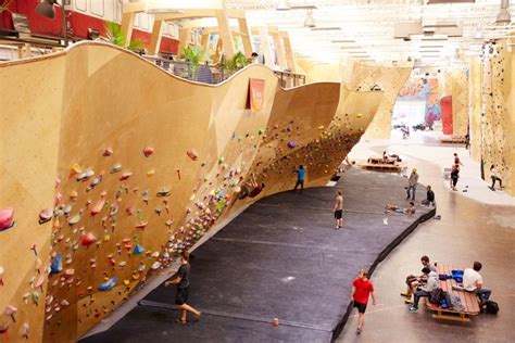 Brooklyn Boulders Rock Climbing Gym In Somerville Rock Climbing