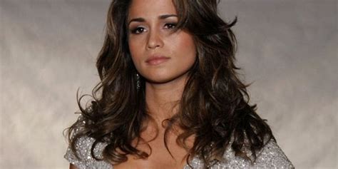 Percussionist lan lanh and actress nanda costa talk about their love for the first time. Nanda Costa será prostituta que vira evangélica em nova ...