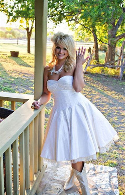 20 Best Country Chic Wedding Dresses Rustic And Western Wedding Dresses Short Country Wedding