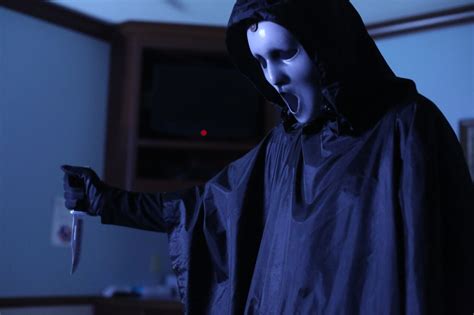 Mtv S Scream Finale The Killer Is Unmasked And Tells Us How It
