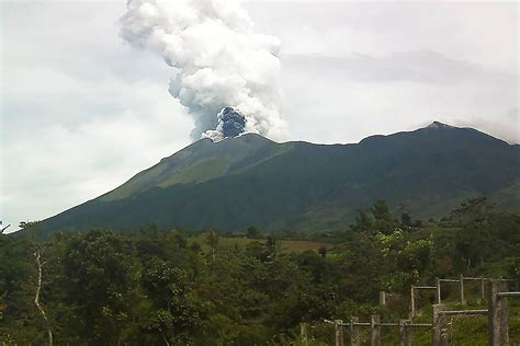 Major Volcanoes In The Philippines Philippines Geogra