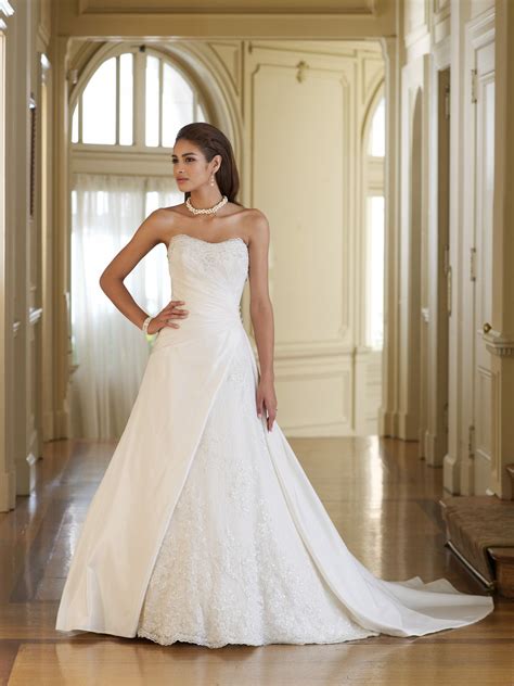 We sell consignment women's fashion, men's fashion, furniture, home decor, formals and used wedding dresses. Debi's Bridal | Bridal Salons - San Antonio, TX