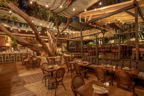 The 10 Most Romantic Restaurants In Los Angeles