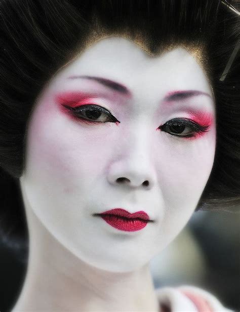 Oiran Dochu おいらん道中 Geisha Makeup Japanese Makeup Makeup