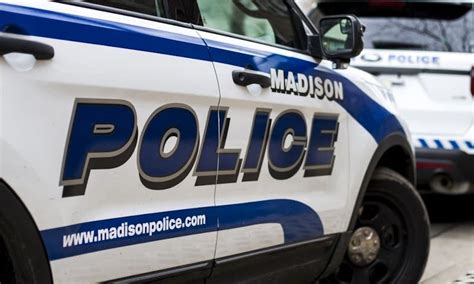 Madison Police Lieutenant Caught Having Sexual Relations In Squad Car Resigns The Daily Cardinal
