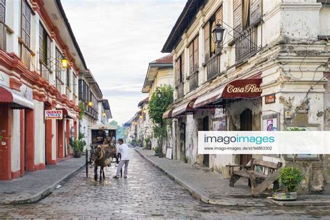 Horse Drawn Kalesa Carriage Calle Crisologo Vigan City Philippines