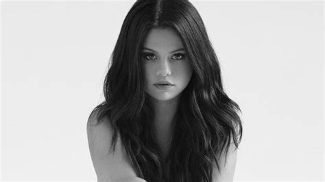 Selena Gomez Reveals Nude Album Cover For New Release Revival Pics