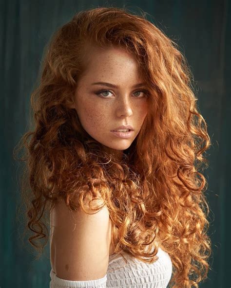 Pin By Ali Larue On ♥️ Lady Show Me Your Face • Strawberry Blonde