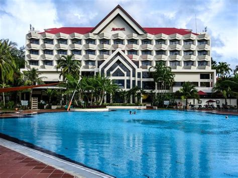 The Pool And The Facade Of The Hotel Picture Of Miri Marriott Resort