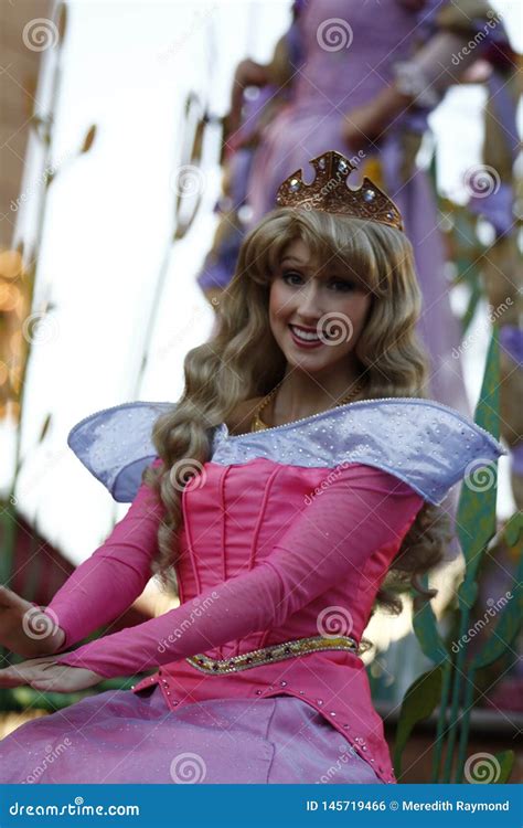 Aurora Princess In Disneyland Parade Editorial Photo Image Of Disney