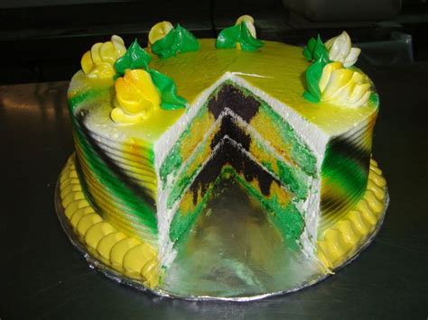 Jamaican Fruit Cake Jamaican Party Jamaican Wedding Jamaican Flag Jamaica Cake Jamaica Food