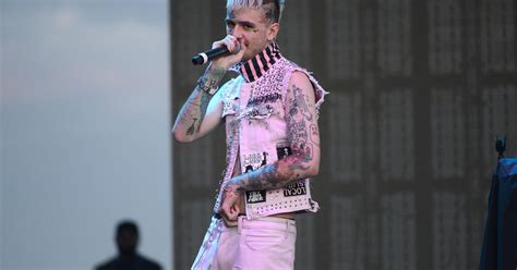 Rapper Lil Peep Dies Of Suspected Drug Overdose Cbs Los Angeles