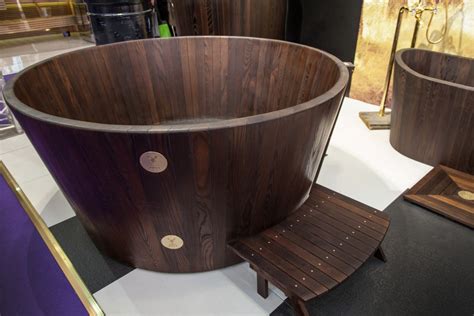 Just watch my video and relax :) in this video i show how to build a wooden hot tub. Wooden Bathtubs a Delight for the Senses and Your Home Decor