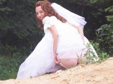 40 Most Awkward And Inappropriate Wedding Photos Ever