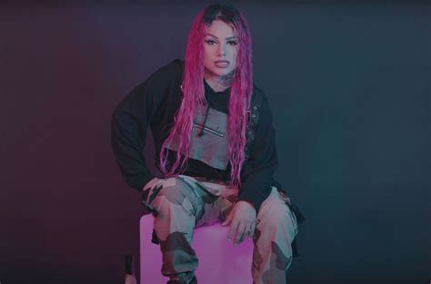 Snow Tha Product Turns Her Bedroom Into A Full Blown Production Set For