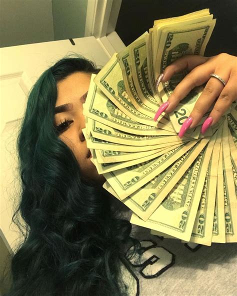 Baddie Wallpaper With Money Why Use Baddie Wallpaper Clear
