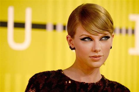 A Radio Dj Is Taking Taylor Swift To Court After He Was Fired For Allegedly Groping Her Taylor