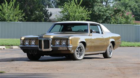 That's what is called artistic license and if anyone took advantage of this trick, it was the automotive ad men who put the images down for newspaper and. 1970 Pontiac Grand Prix | F285 | Dallas 2013