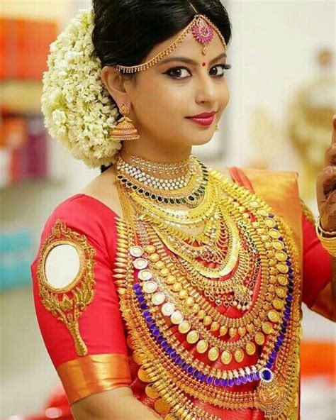 Pin By Syamanoj On Kerala Bride Kerala Bride Bridal Blouse Designs
