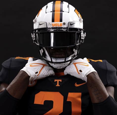 Tennessee Football Dark Mode Uniform — Uniswag