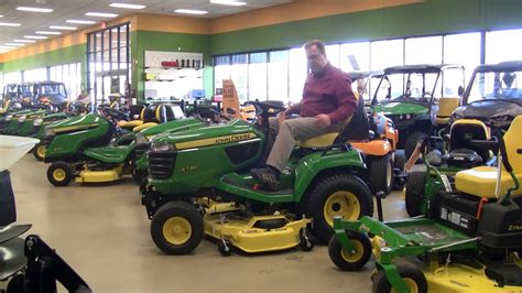 Jetzt neu oder gebraucht kaufen. Buyer's Guide to John Deere X700 Series Lawn and Garden ...