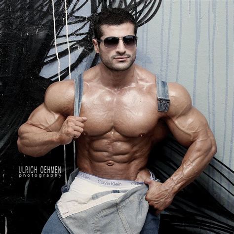 Like Him Muscle Men Body Building Men Muscle
