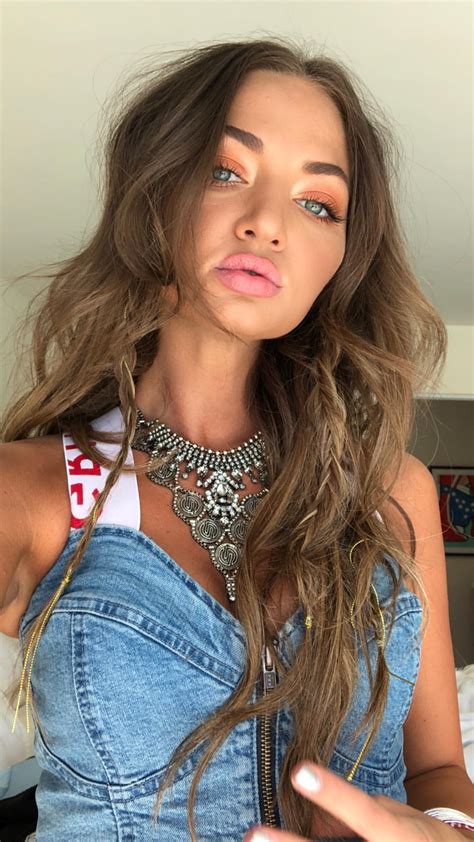 Erika Costell Sexy Pictures 47 Pics Yes Porn Pic