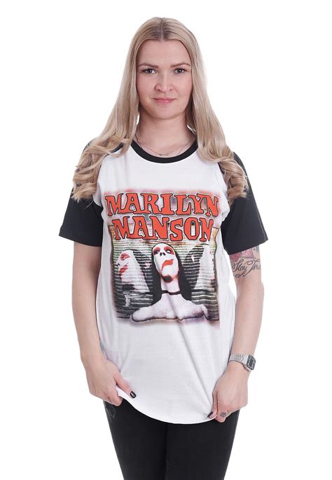 Radio tapok — sweet dreams (marilyn manson на русском). Marilyn Manson - Sweet Dreams White/Black - T-Shirt ...