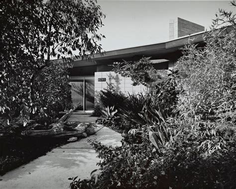 Photo 9 Of 13 In A 1958 Midcentury With Stunning La Views Lists For