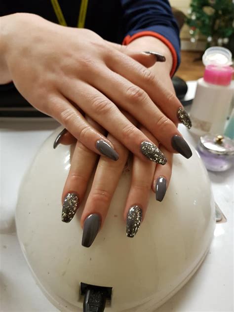 Along with the caption, martin shared a set of photos of. Riya Nails & Beauty - Home | Facebook