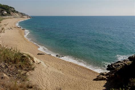Les Millors Platges Per Fer Nudisme A Catalunya Platja De La Murtra A Sant Pol De Mar