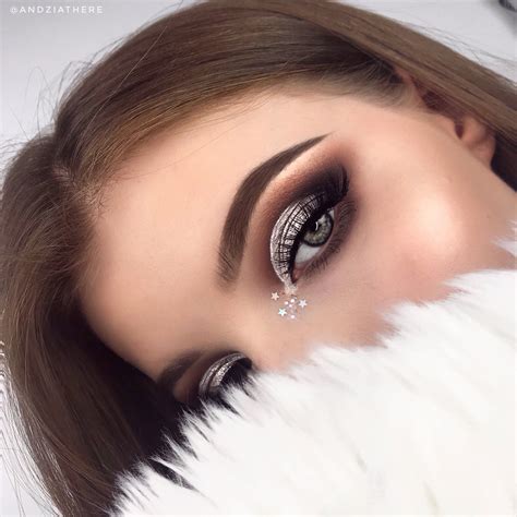 Abh Sultry Palette Ig Andziathere Silver Makeup Beauty Inspiration
