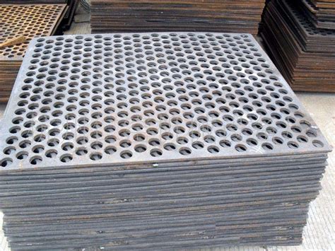 China Q345 Perforated Metal Screen Mesh Photos And Pictures