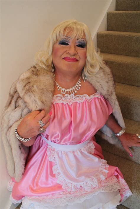 Naughty Maid Wearing Mistresssfur Coat Highclassfurlover Flickr