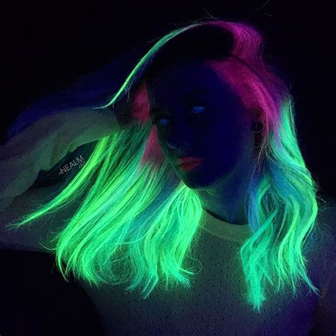 People Are Loving This New Glow In The Dark Hair Trend Neon Hair