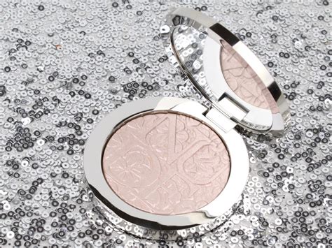 Dior Diorskin Nude Air Glowing Gardens Illuminating Powder In Glowing Pink Review