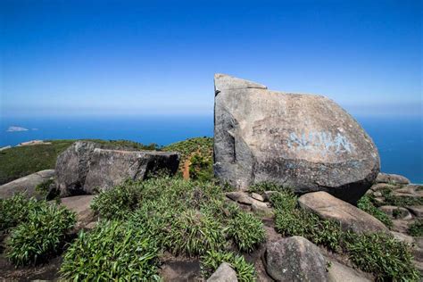 Other sites were found in niterôi, campos e tijuca that suggest that the phoenicians were indeed there. Hiking Pedra da Gávea via Garganta do Céu | Halfway Anywhere