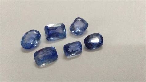 Natural Ceylon Blue Sapphire Gemstone Lot Weight 30 Carat At Rs 22000