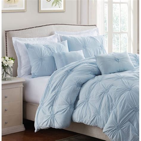 Beckman Luxurious Comforter Set In Bed Comforter Sets Light Blue Bedroom Comfortable