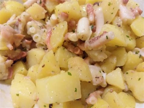 Maybe you would like to learn more about one of these? Insalata di polpo e patate nella pentola a pressione ...