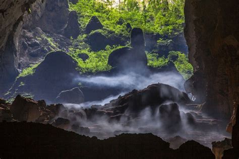 Son Doong Phong Nha Le Mystère Du Temps Dans La Plus Grande Grotte Du