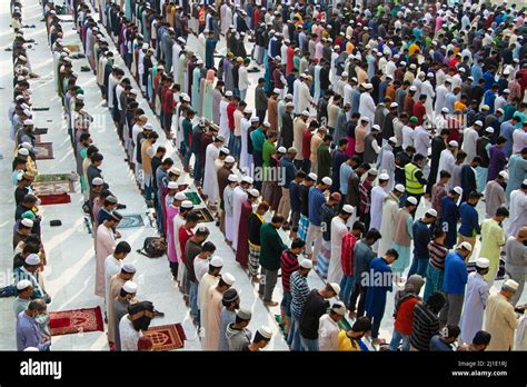 March 25 2022 Dhaka Dhaka Bangladesh Tens Of Thousands Of Muslim